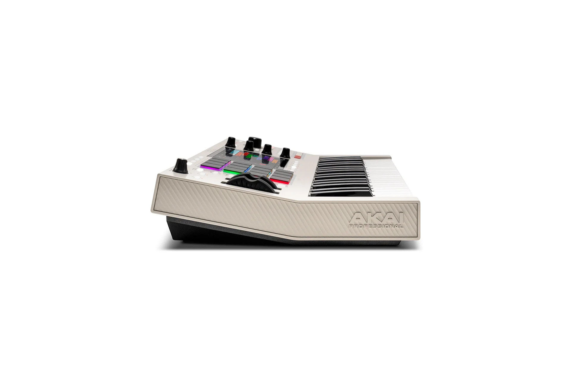 Akai MPC Key 37 G2 linke Seitenansicht
